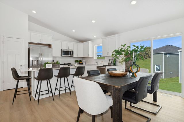 822 Erickson Lane, Buffalo, MN 55313