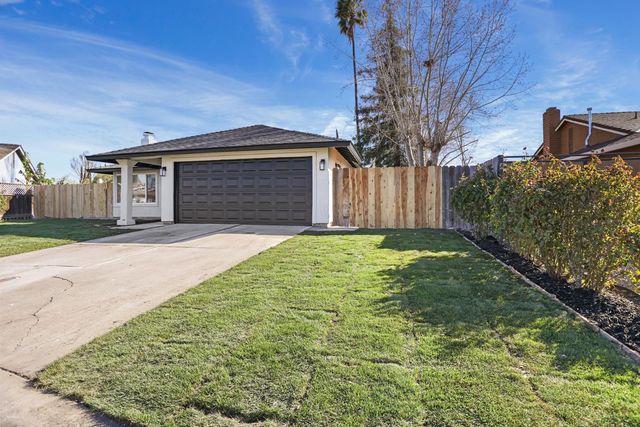 2228 Chambord Dr, Stockton, CA 95210