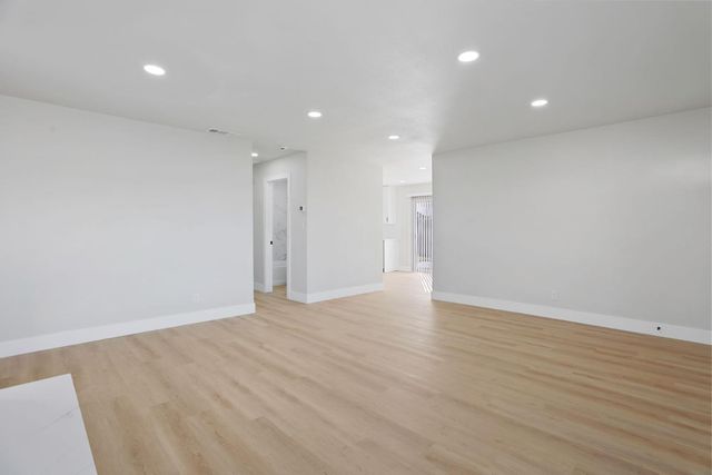 2228 Chambord Dr, Stockton, CA 95210