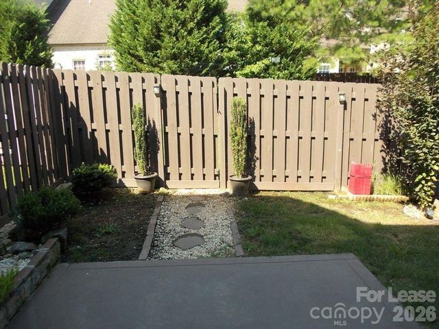 9525 Burford Lane NW, Concord, NC 28027