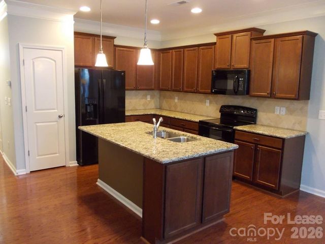 9525 Burford Lane NW, Concord, NC 28027