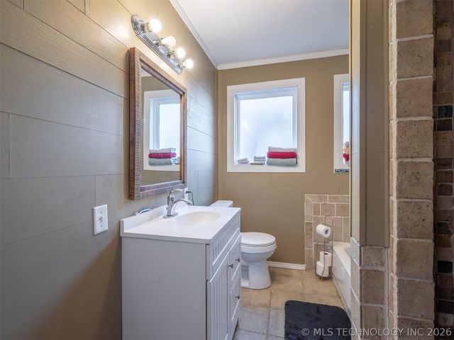 919 S 2nd Street, Mcalester, OK 74501