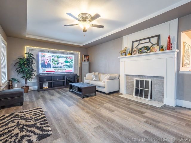 919 S 2nd Street, Mcalester, OK 74501