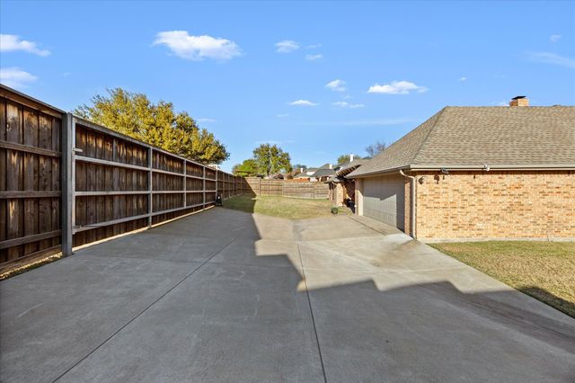 1385 Shores Circle, Rockwall, TX 75087