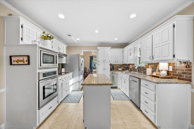 1385 Shores Circle, Rockwall, TX 75087