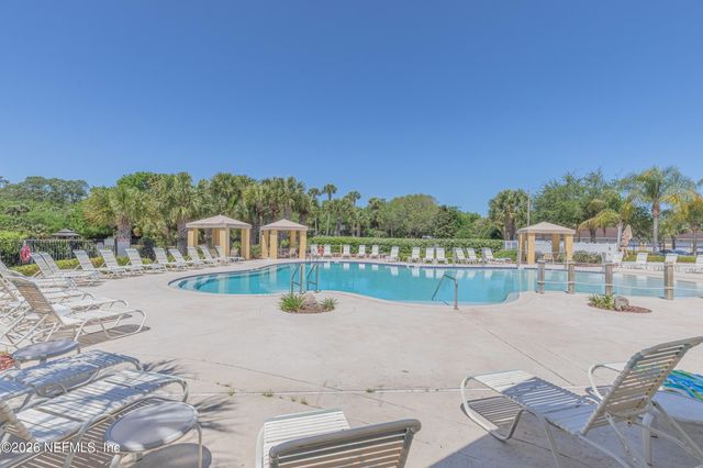 1200 CANOPY WALK Lane 1233, Palm Coast, FL 32137