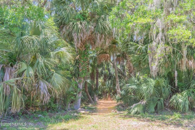 1200 CANOPY WALK Lane 1233, Palm Coast, FL 32137