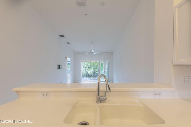 1200 CANOPY WALK Lane 1233, Palm Coast, FL 32137