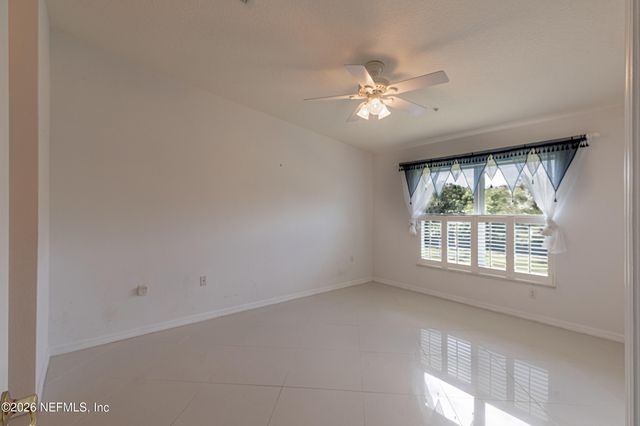 1200 CANOPY WALK Lane 1233, Palm Coast, FL 32137
