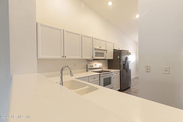 1200 CANOPY WALK Lane 1233, Palm Coast, FL 32137