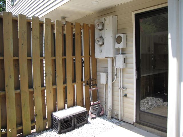 220 Elizabeth Street Apt B2, Chapel Hill, NC 27514