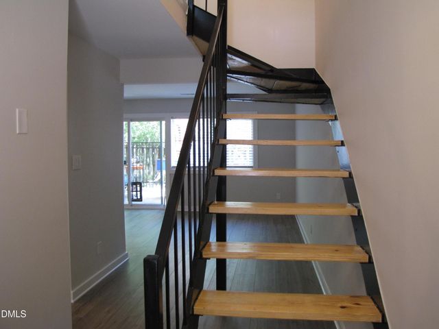 220 Elizabeth Street Apt B2, Chapel Hill, NC 27514