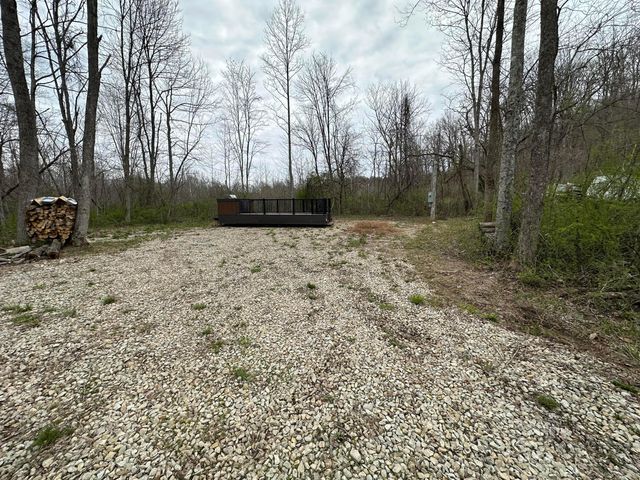 18261 Jacksonville Road, Glouster, OH 45732