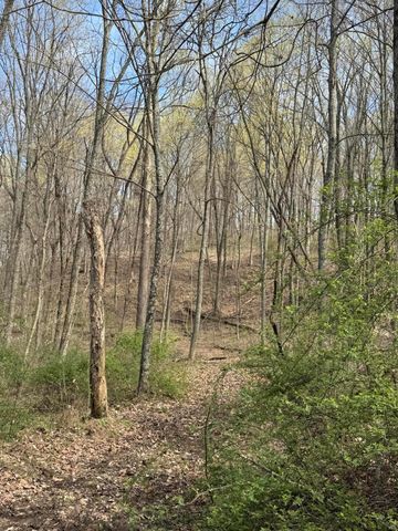 18261 Jacksonville Road, Glouster, OH 45732