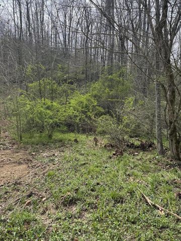 18261 Jacksonville Road, Glouster, OH 45732