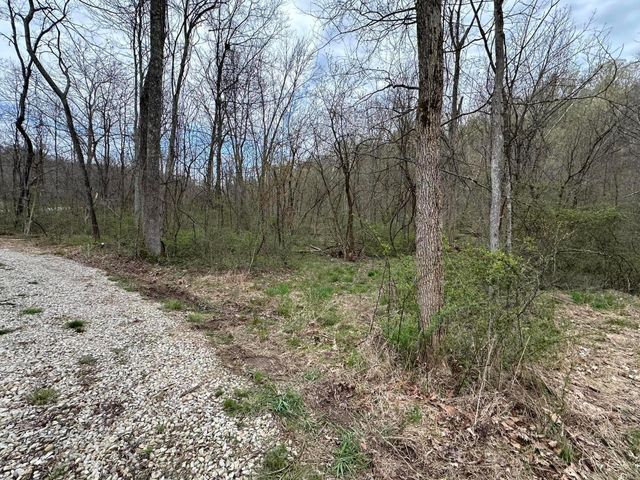 18261 Jacksonville Road, Glouster, OH 45732