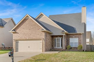 1233 Chinook Cir, Clarksville, TN 37042