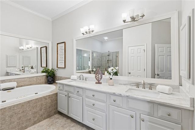 4305 Village Green Drive, Roswell, GA 30075