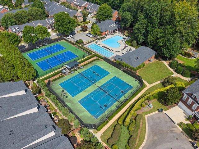 4305 Village Green Drive, Roswell, GA 30075