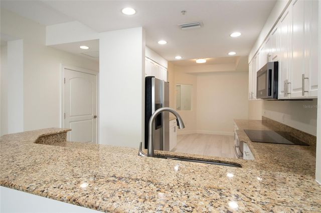 615 RIVIERA DUNES WAY 402, Palmetto, FL 34221