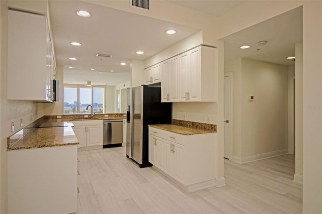 615 RIVIERA DUNES WAY 402, Palmetto, FL 34221