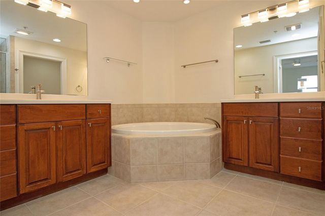 615 RIVIERA DUNES WAY 402, Palmetto, FL 34221