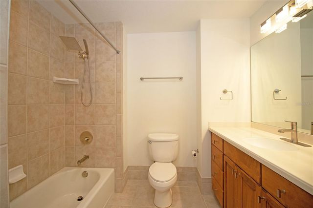 615 RIVIERA DUNES WAY 402, Palmetto, FL 34221