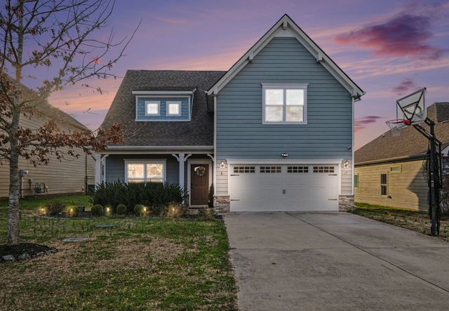 1134 Cotillion Dr, Murfreesboro, TN 37128