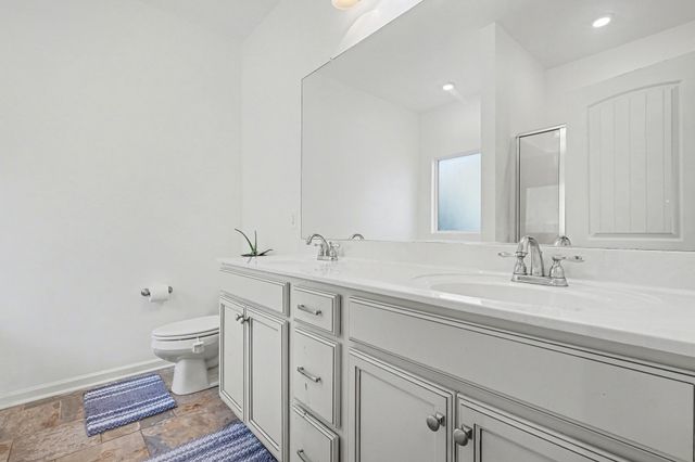 1134 Cotillion Dr, Murfreesboro, TN 37128