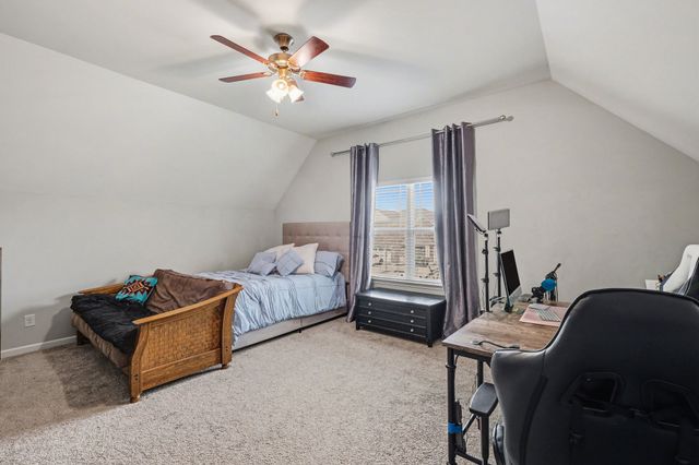 1134 Cotillion Dr, Murfreesboro, TN 37128