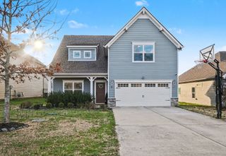 1134 Cotillion Dr, Murfreesboro, TN 37128