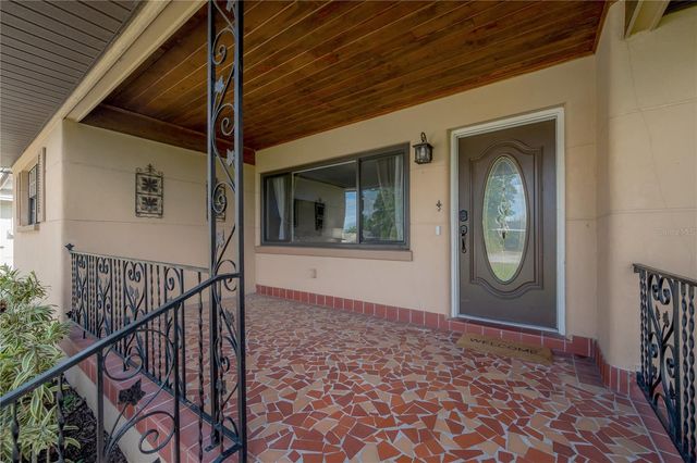 2916 W COLLINS STREET, Tampa, FL 33607