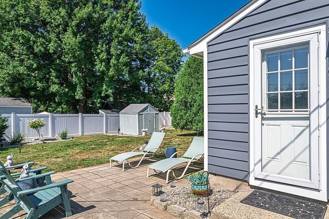 1 Eastmor Lane, Hampton, NH 03842