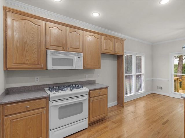 1445 Lake Forest Ln, Mcdonough, GA 30253
