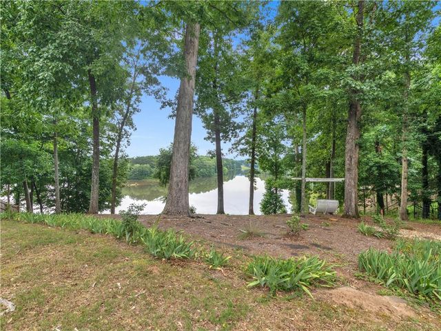 1445 Lake Forest Ln, Mcdonough, GA 30253