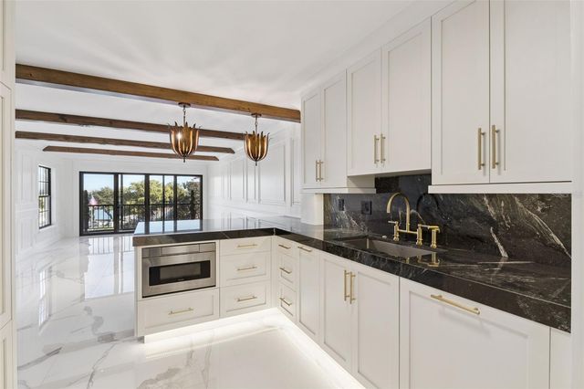 100 S INTERLACHEN AVENUE 404, Winter Park, FL 32789