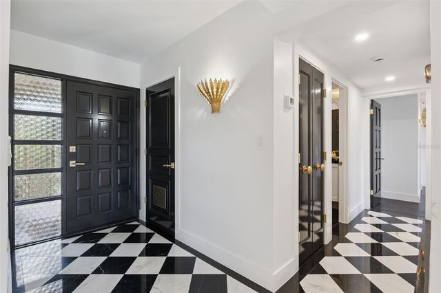 100 S INTERLACHEN AVENUE 404, Winter Park, FL 32789