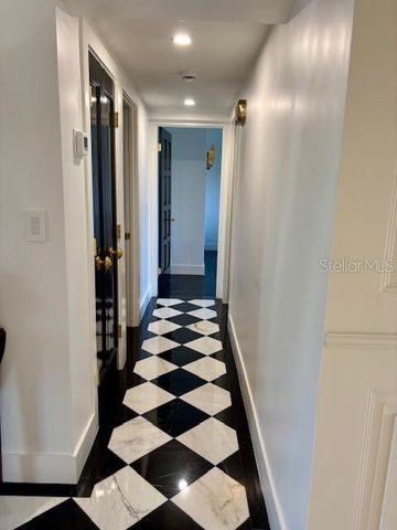 100 S INTERLACHEN AVENUE 404, Winter Park, FL 32789