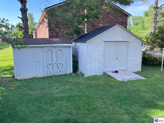 317 Berkley Court, Radcliff, KY 40160