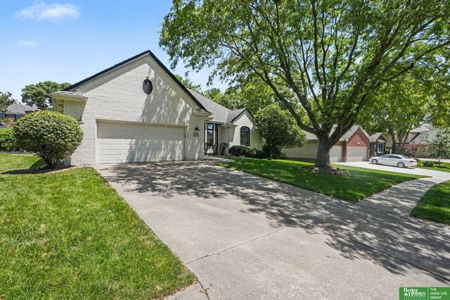5801 S 119th Plaza, Omaha, NE 68137