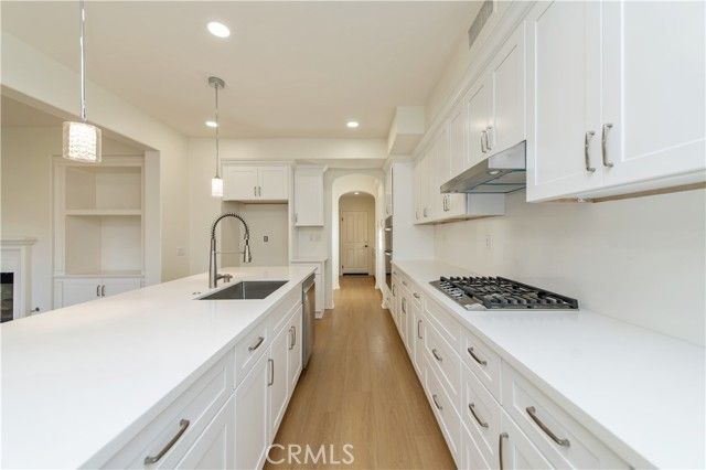 1320 Sun Dial, Tustin, CA 92782