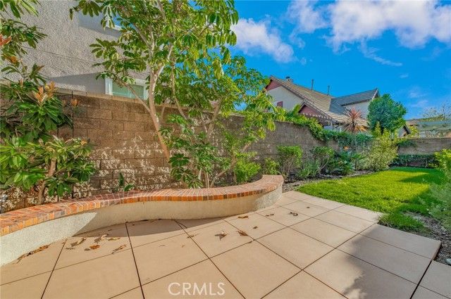 1320 Sun Dial, Tustin, CA 92782