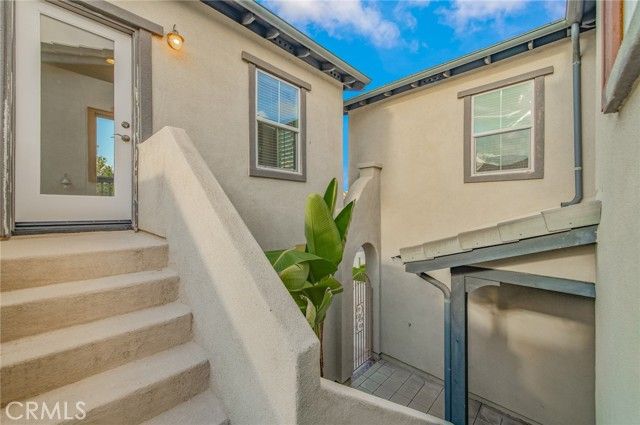 1320 Sun Dial, Tustin, CA 92782