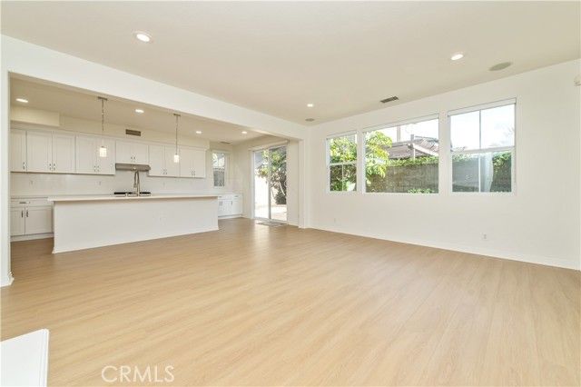 1320 Sun Dial, Tustin, CA 92782