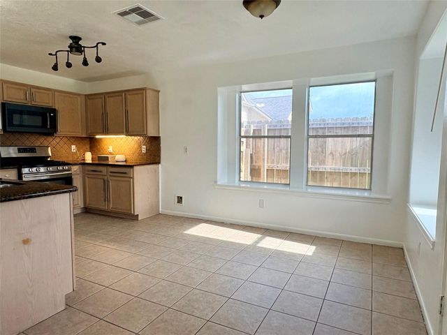 8010 Dogwood Court, Baytown, TX 77523