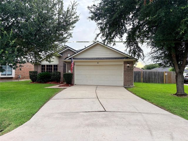 8010 Dogwood Court, Baytown, TX 77523