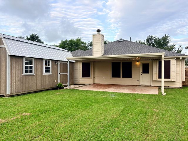 8010 Dogwood Court, Baytown, TX 77523