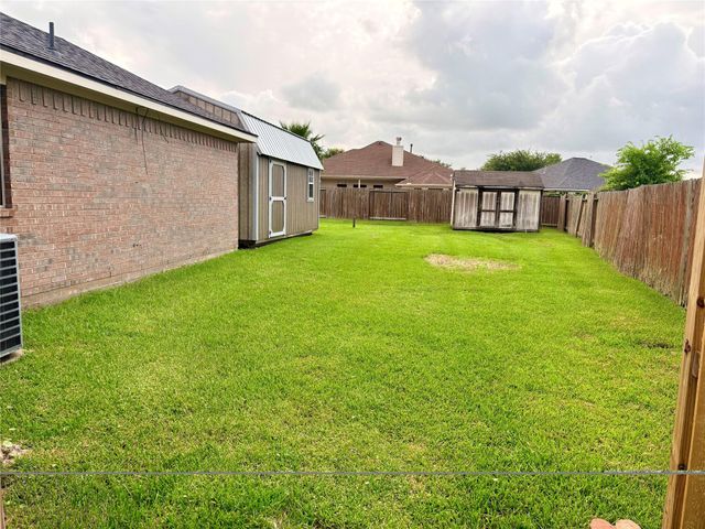 8010 Dogwood Court, Baytown, TX 77523