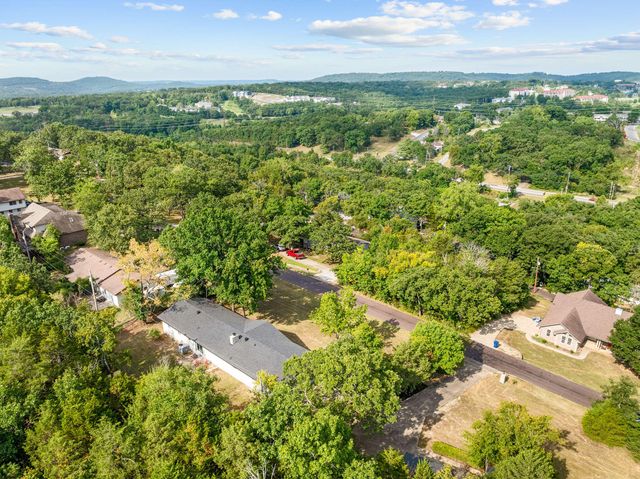 395 Caudill Way, Branson, MO 65616