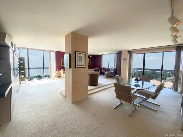 27110 Grand Central Parkway 23O, Floral Park, NY 11005